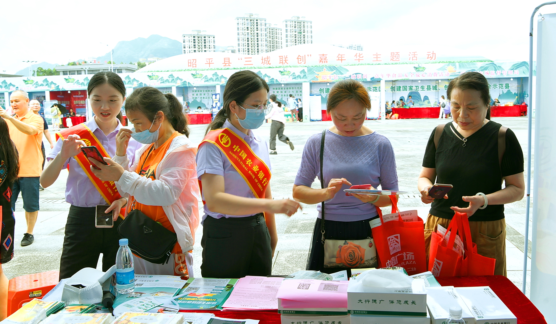 农行昭平县支行：携手“三城联创”共建新美昭平