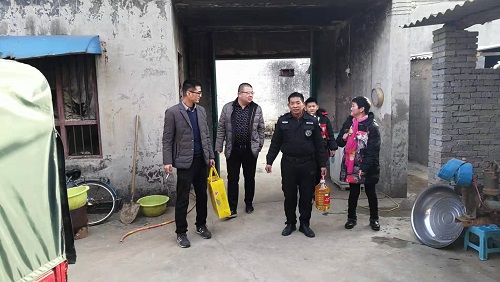 送温暖、带祝福，舞阳联社节前走访慰问贫困户