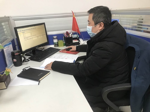 信阳珠江村镇银行助力企业复产解“疫”难