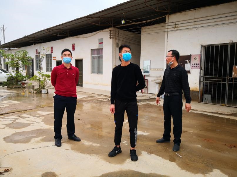 广西平南联社：小贷款解决“大”问题