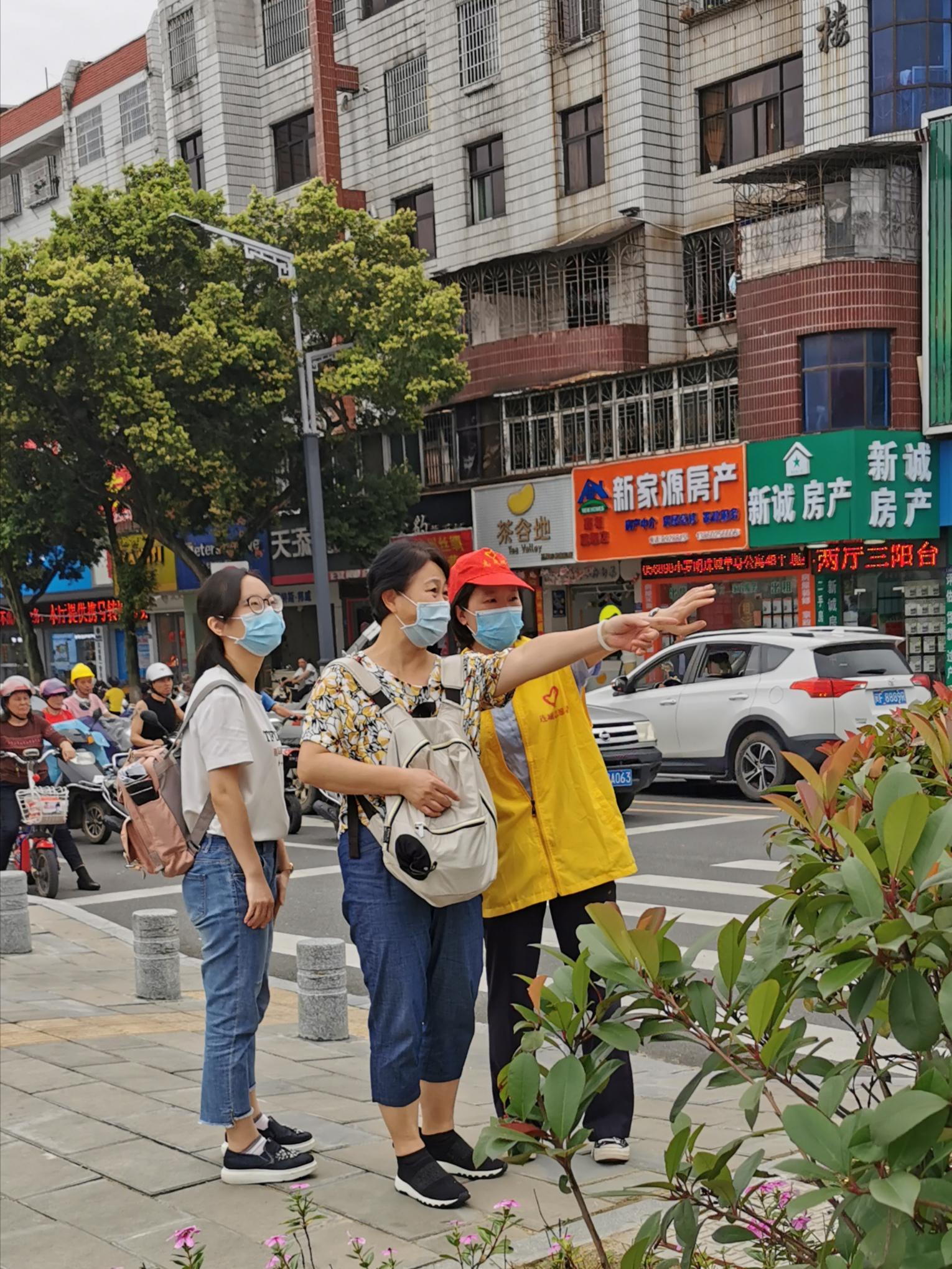 连城联社： 开展文明交通劝导志愿服务活动