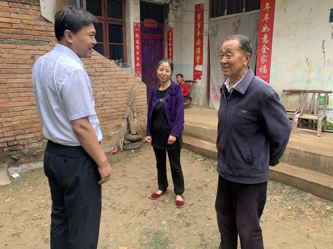 卢氏农商银行：点亮微心愿  温情暖人心