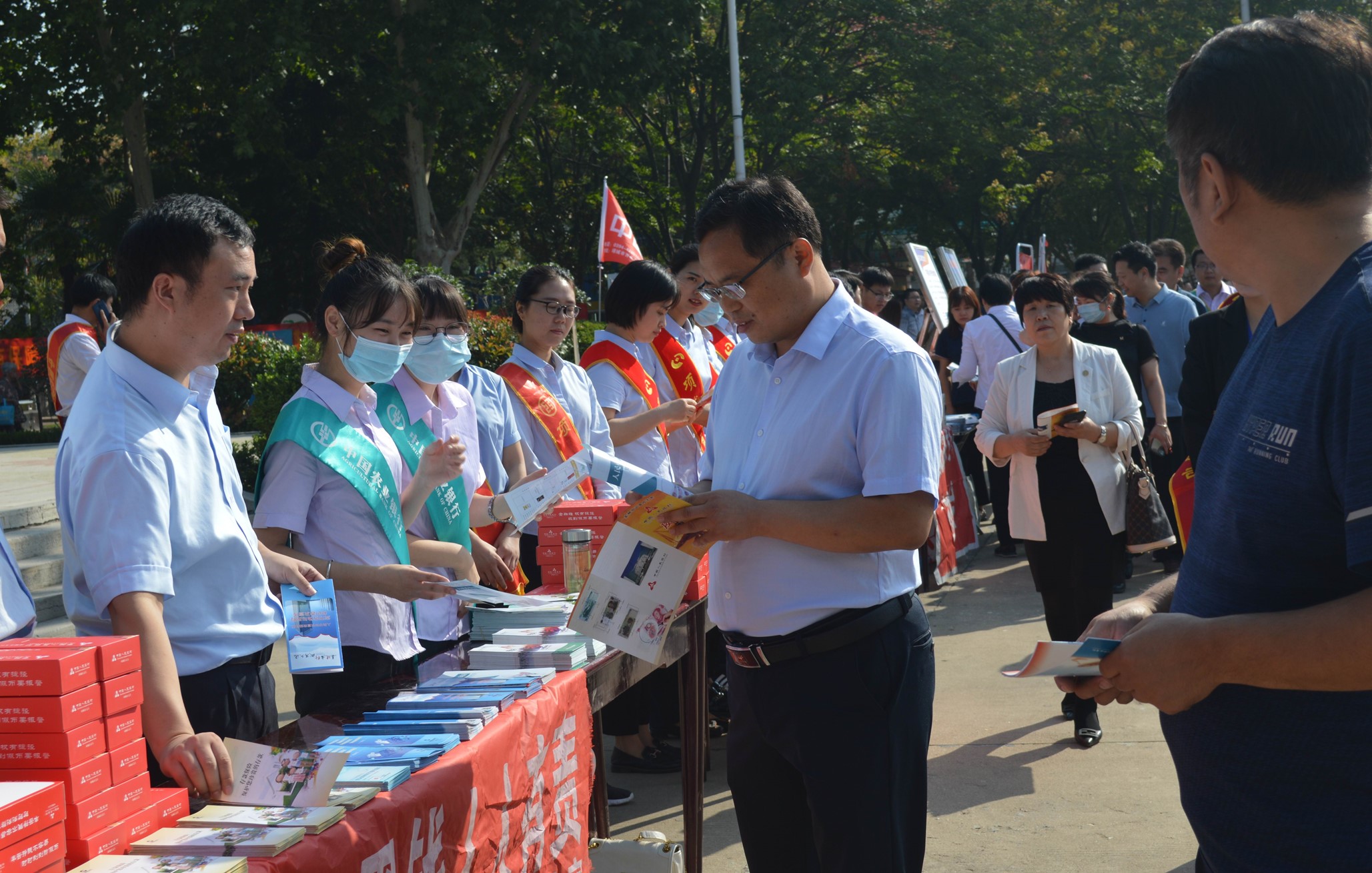 农行周口项城支行组织开展普惠金融知识宣传活动