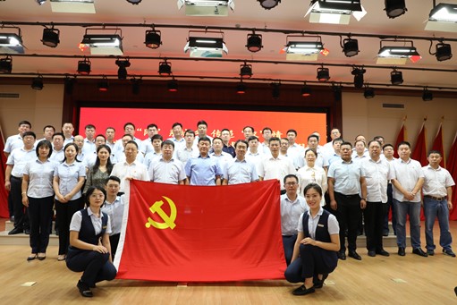 荣成农商银行与国网荣成供电公司共同 举办“党委共建、支部联创”签约仪式