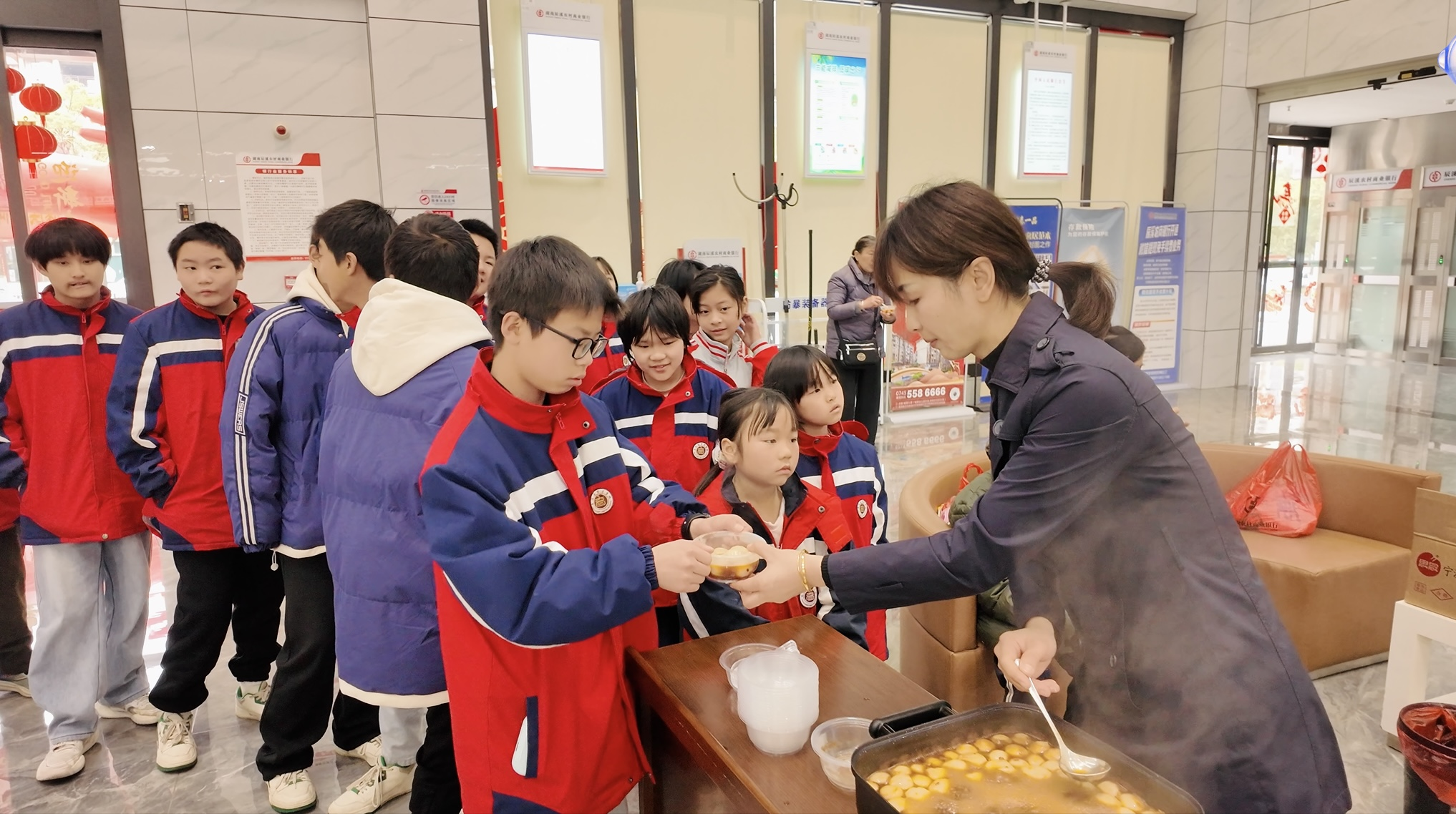 活动现场 辰溪农商银行供图 配图2