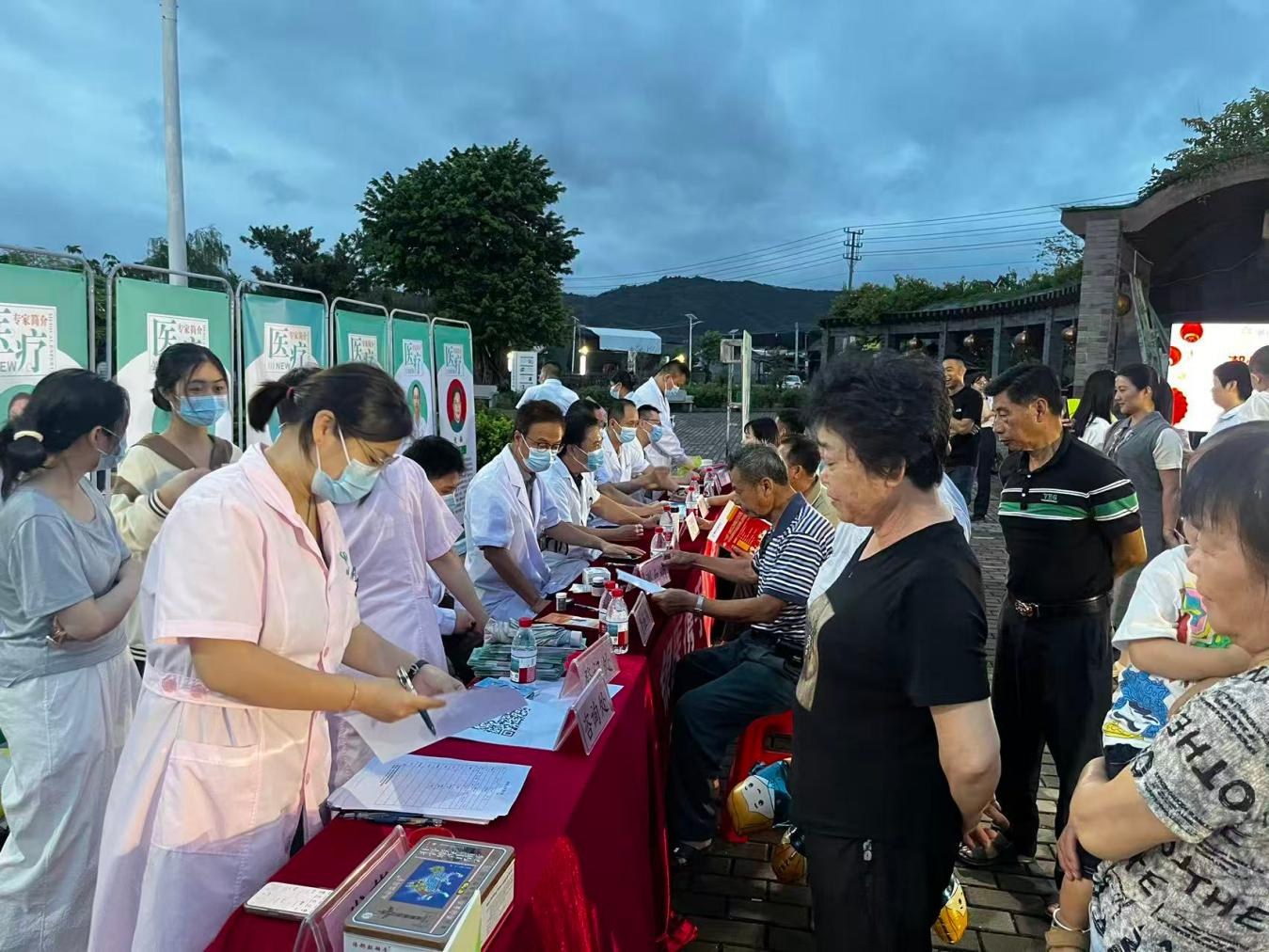 潮州农商银行常态化开展金融宣讲、健康义诊、公益便民服务 潮州农商银行供图